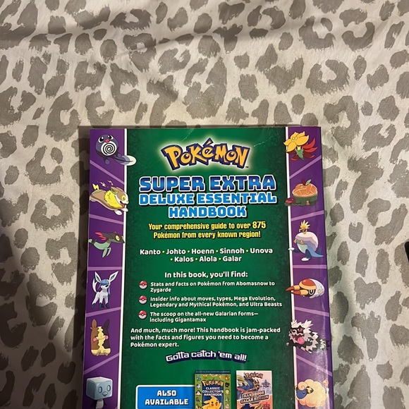 Pokémon book and cards - Picture 3 of 6